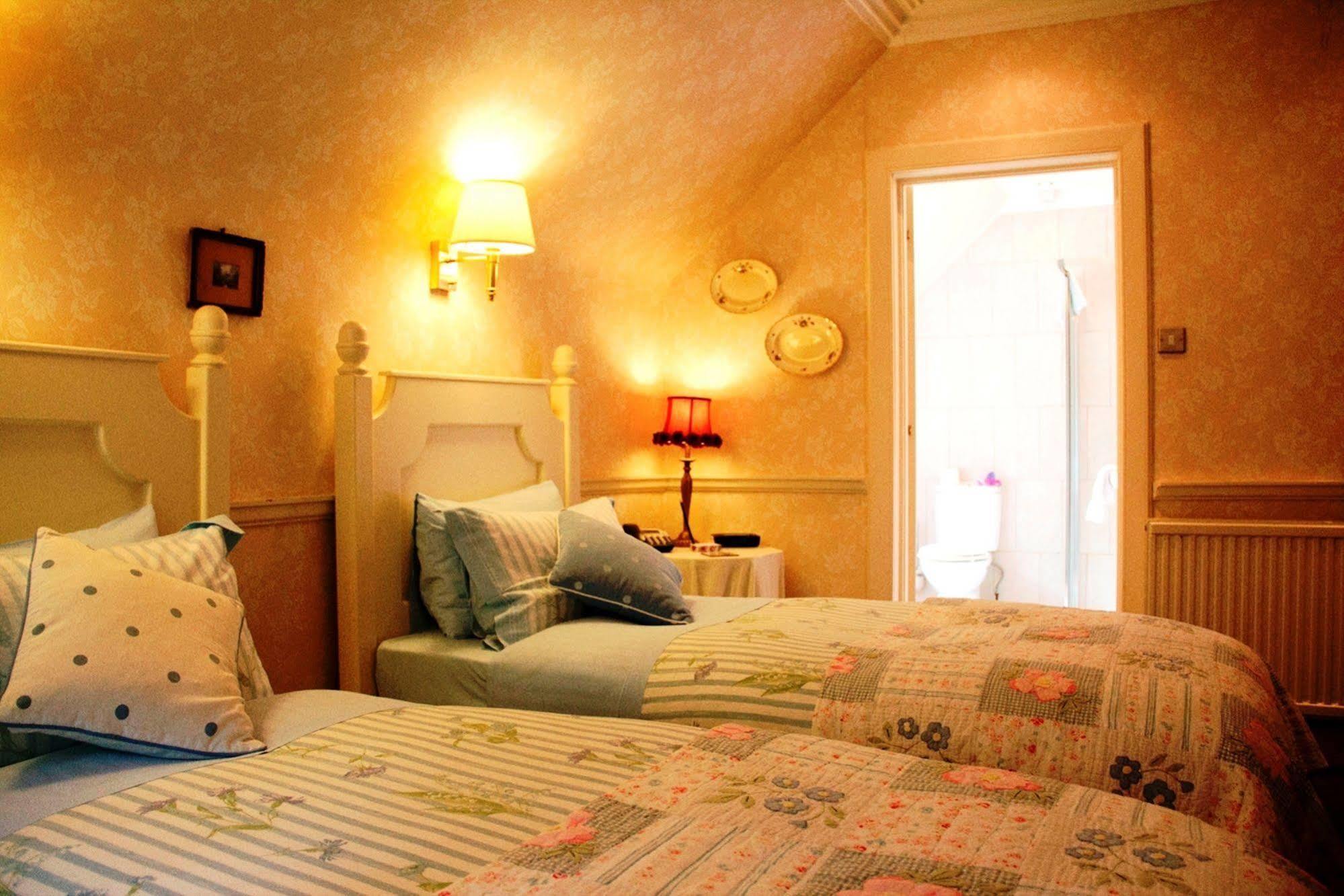 Corriegour Lodge Hotel Letterfinlay Kültér fotó